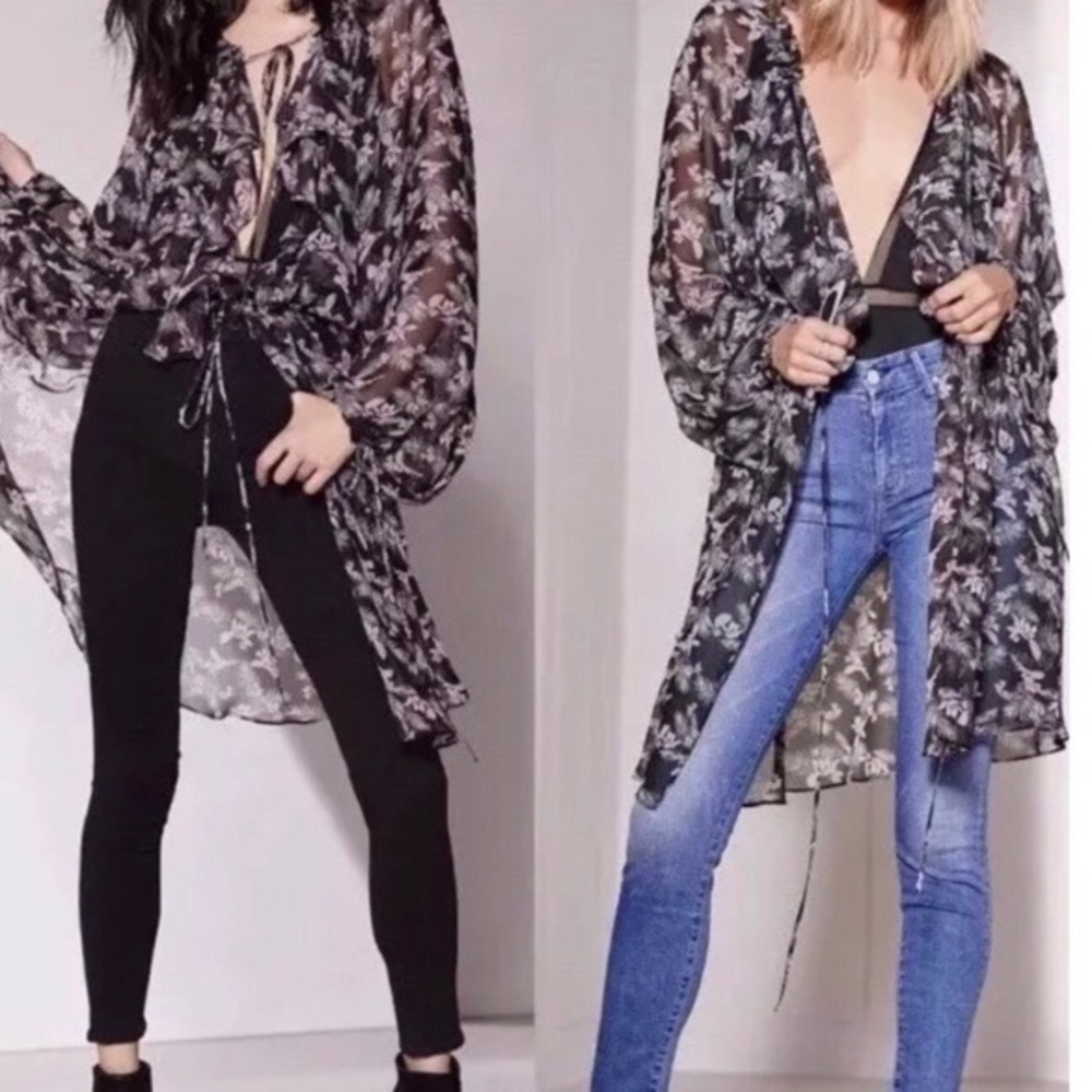 NWT Victoria Secret Floral Kimono Cover Up M/L